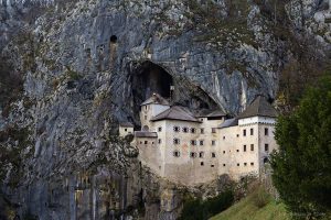 Castillo de Predjama