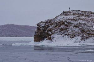 lago baikal en invierno