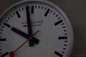 Reloj trenes suizos